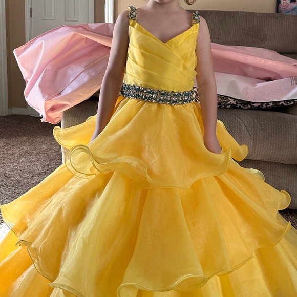 New with tags Yellow Ashley Lauren Dress Little Girl - Picture 3 of 5